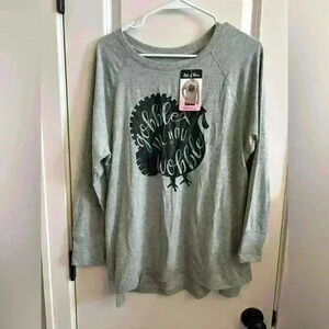 NWT! State of mind gray Gobble Till You Wobble long sleeve top Size small Turkey